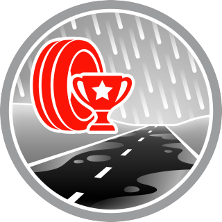 Bardziej złożona wewnętrzna część bieżnika prowadzi do lepszej optymalizacji powierzchni styku, co zwiększa wydajność hamowania na mokrej nawierzchni. Bardziej złożona wewnętrzna część bieżnika prowadzi do lepszej optymalizacji powierzchni styku, co zwiększa wydajność hamowania na mokrej nawierzchni.